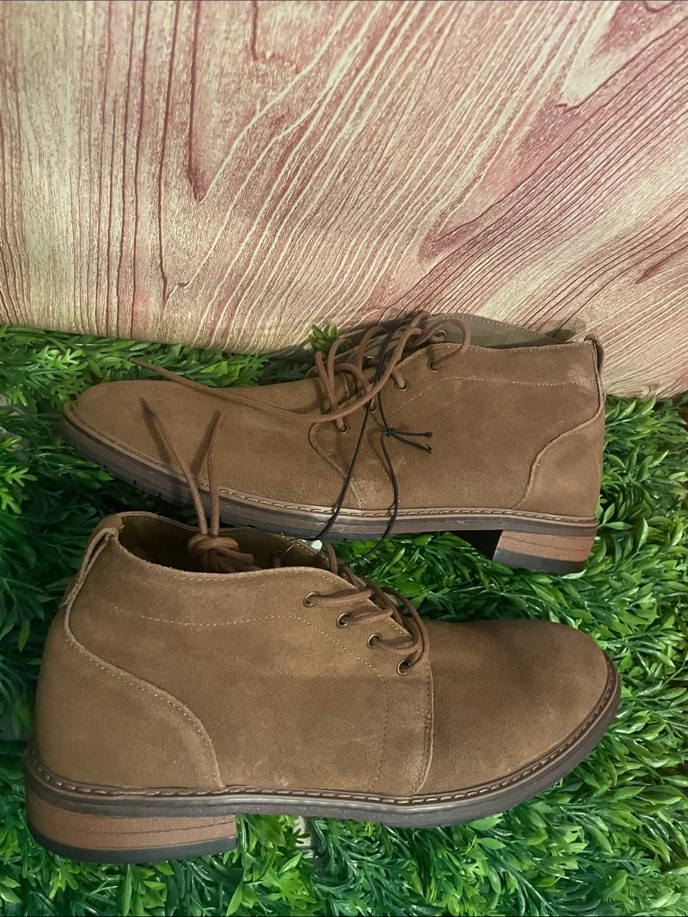 Goodfellow & Co Men's Brantley Genuine Leather Chukka Boots